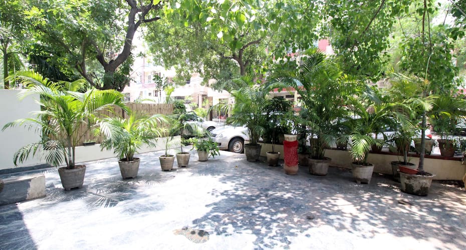 Om Prakash BnB, New Delhi 3